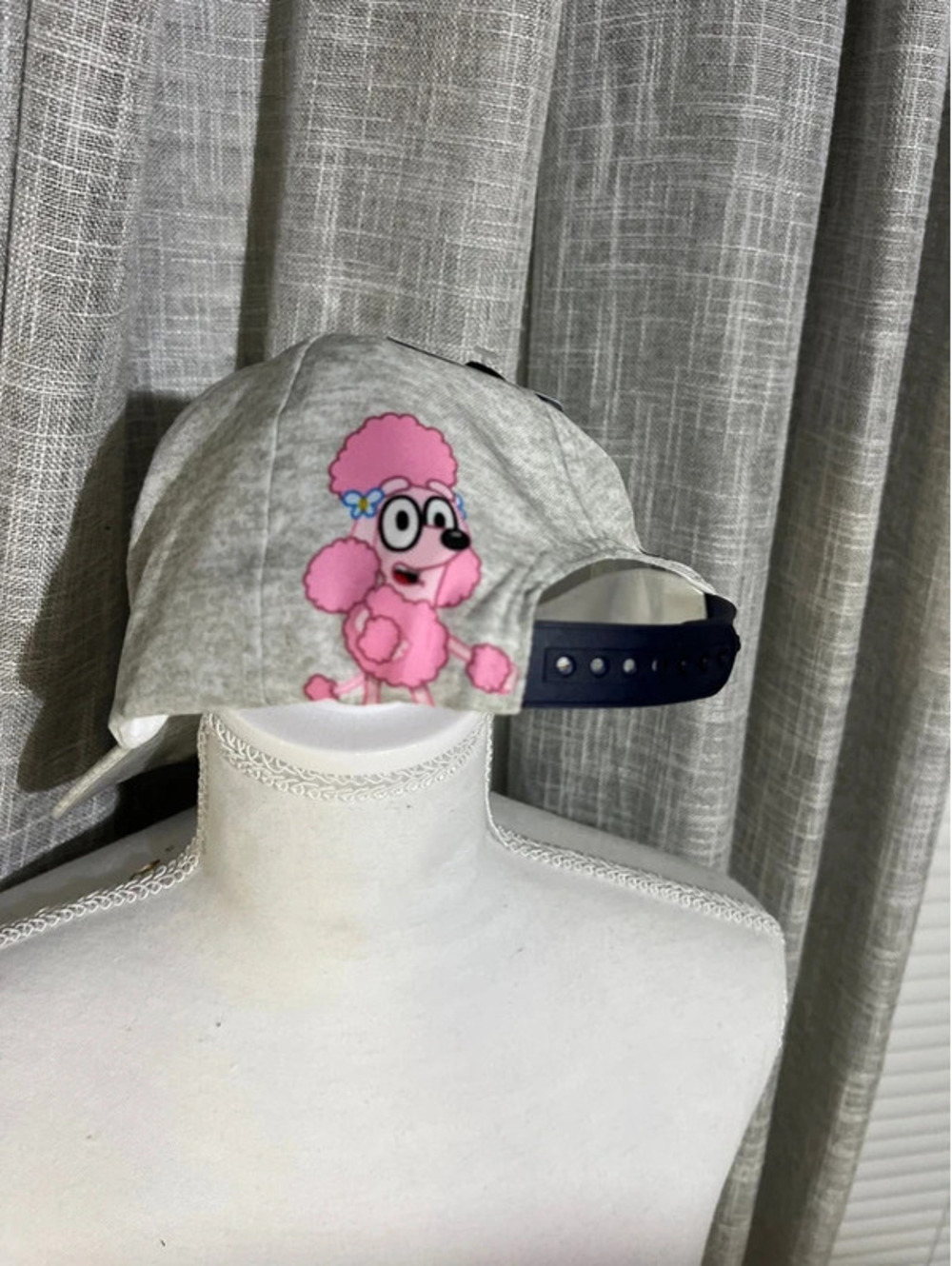 Bluey hat - Picture 3 of 4